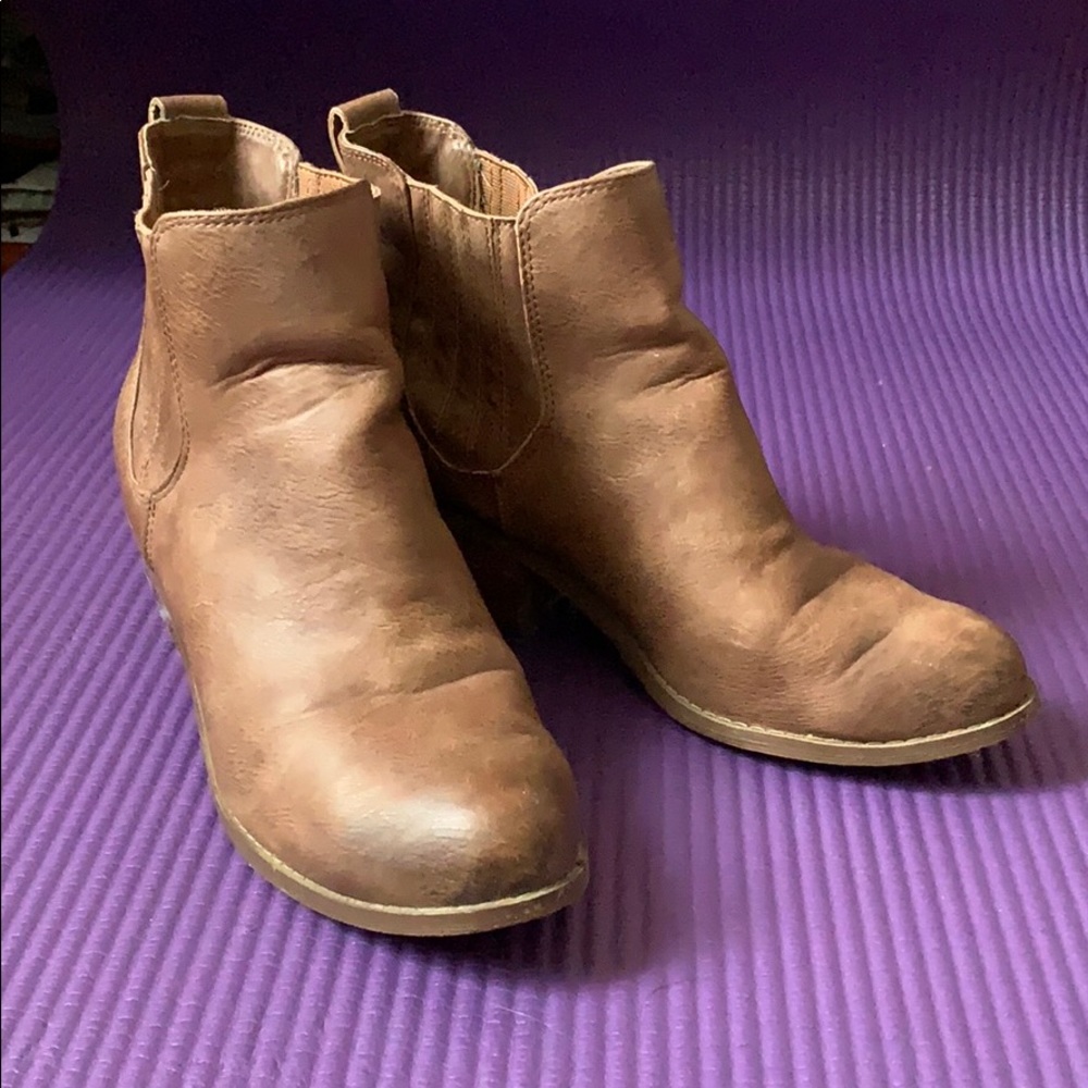 Brown Heeled Bootie